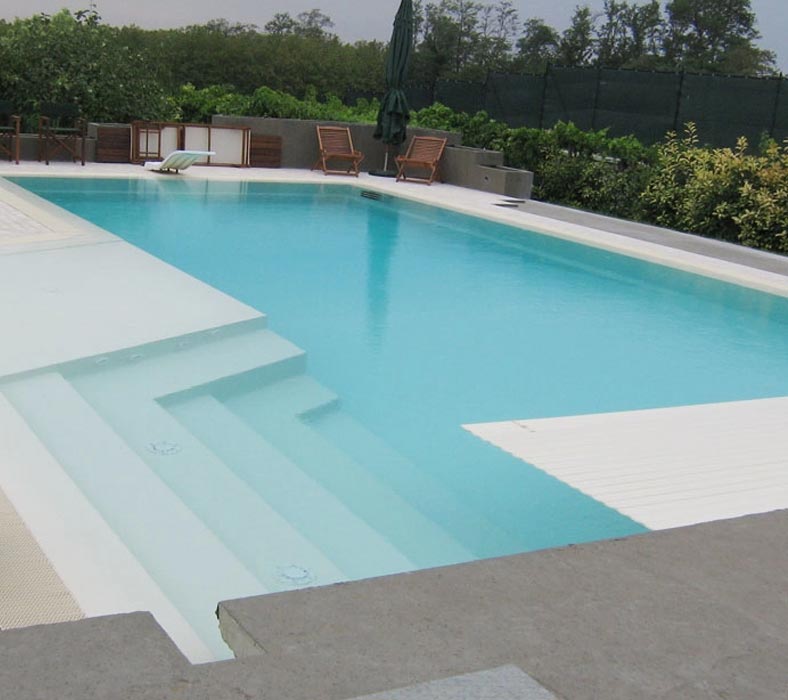 piscina sfioro