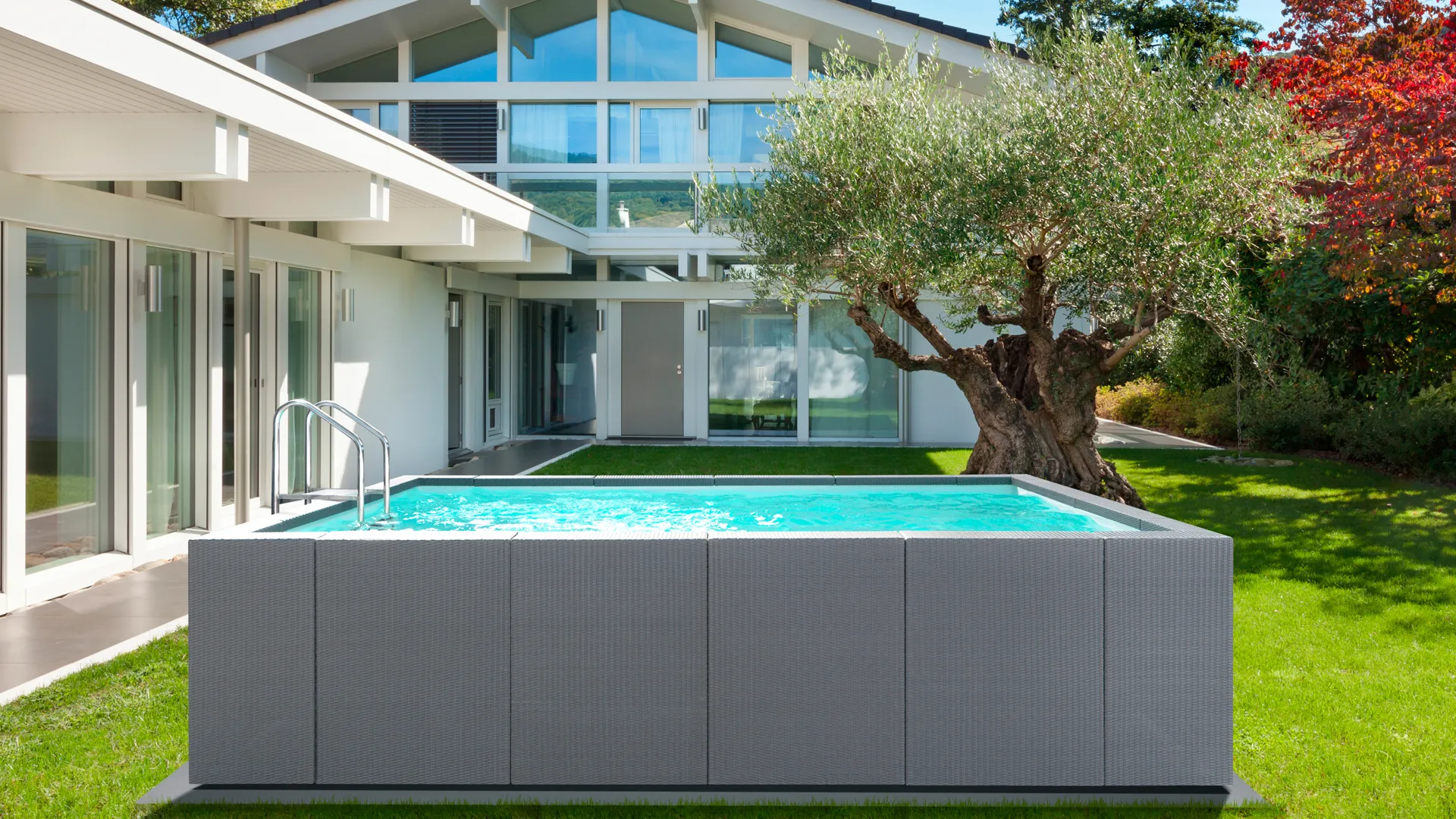 Piscina interrata o fuori terra: quale conviene davvero?